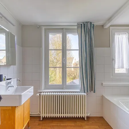 La Authentique - Jacuzzi, Babyfoot Holiday home *