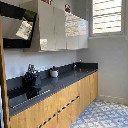 La Authentique - Jacuzzi, Babyfoot *